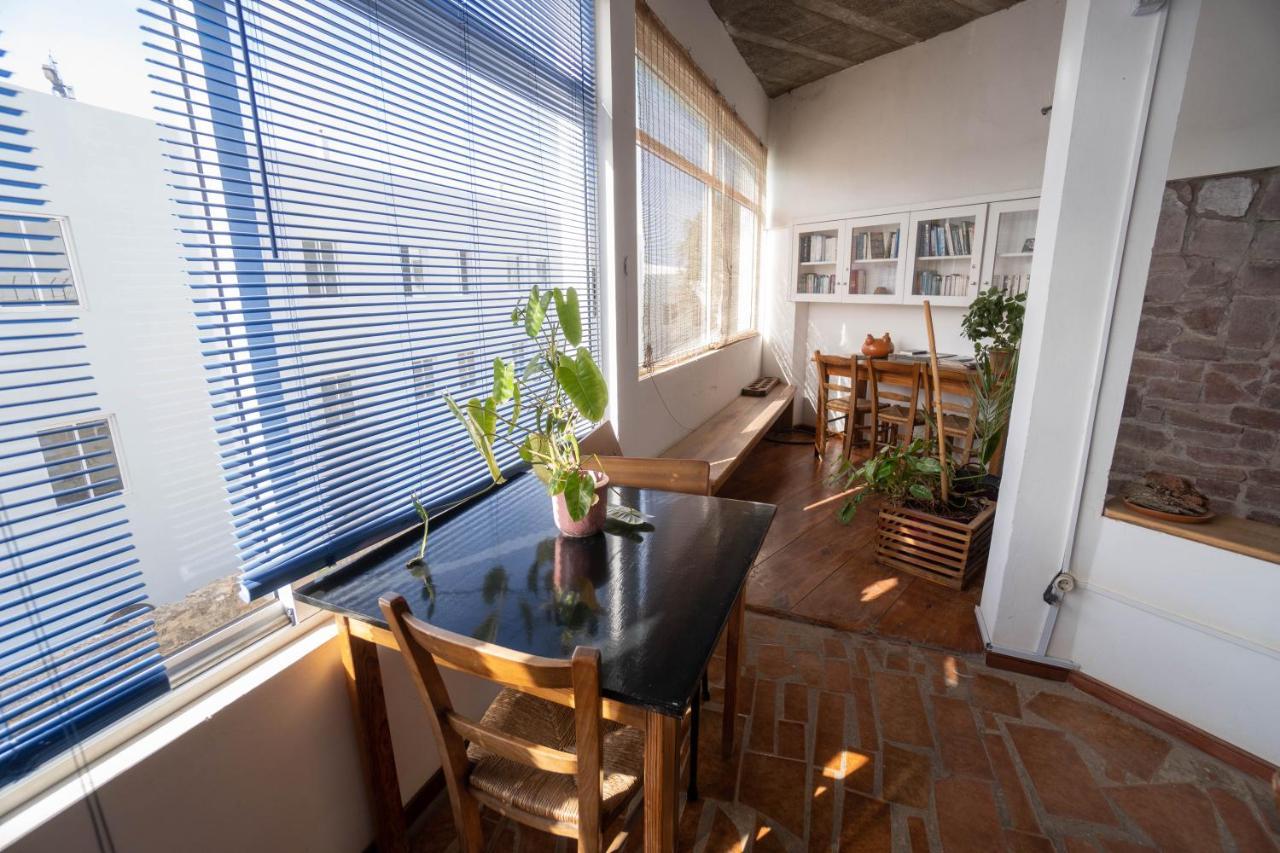 Residencial Che Guevara Bed & Breakfast Mindelo Exterior photo